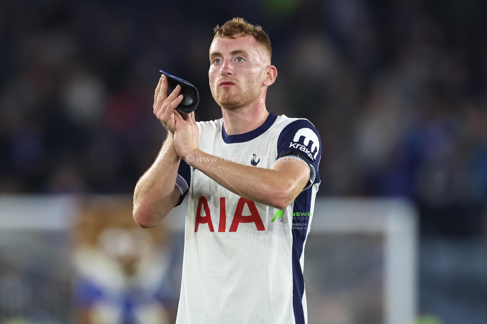 Dejan Kulusevski of Tottenham Hotspur applauds fans at full time during the Premier League match Leicester City vs Tottenham Hotspur at King Power Stadium, Leicester, United Kingdom, 19th August 2024

(Photo by Mark Cosgrove/News Images)