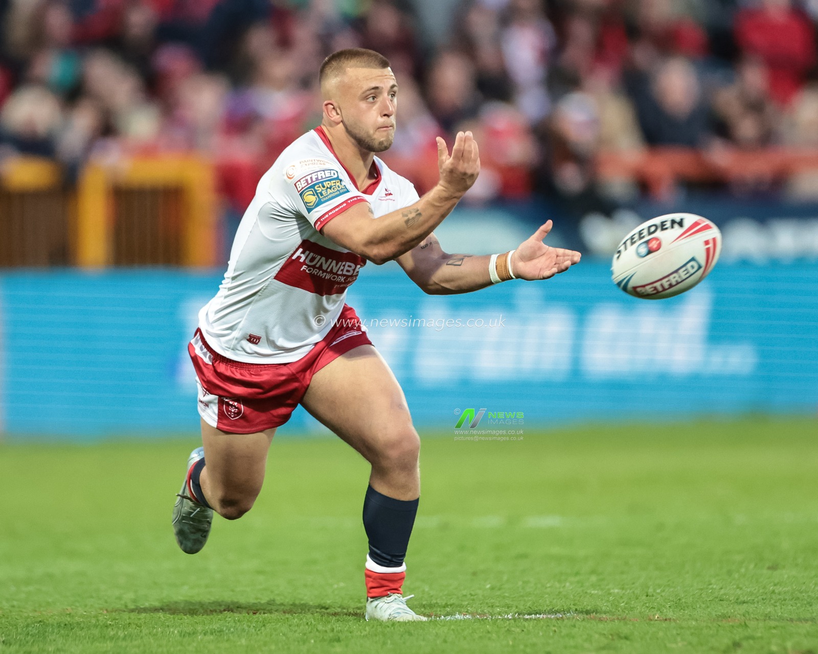 Mikey Lewis of Hull KR in action during the Betfred Super League round 10 match Hull KR vs Castleford Tigers at Sewell Group Craven Park, Hull, United Kingdom on 30 April 2026

(Photo by Mark Cosgrove/News Images)