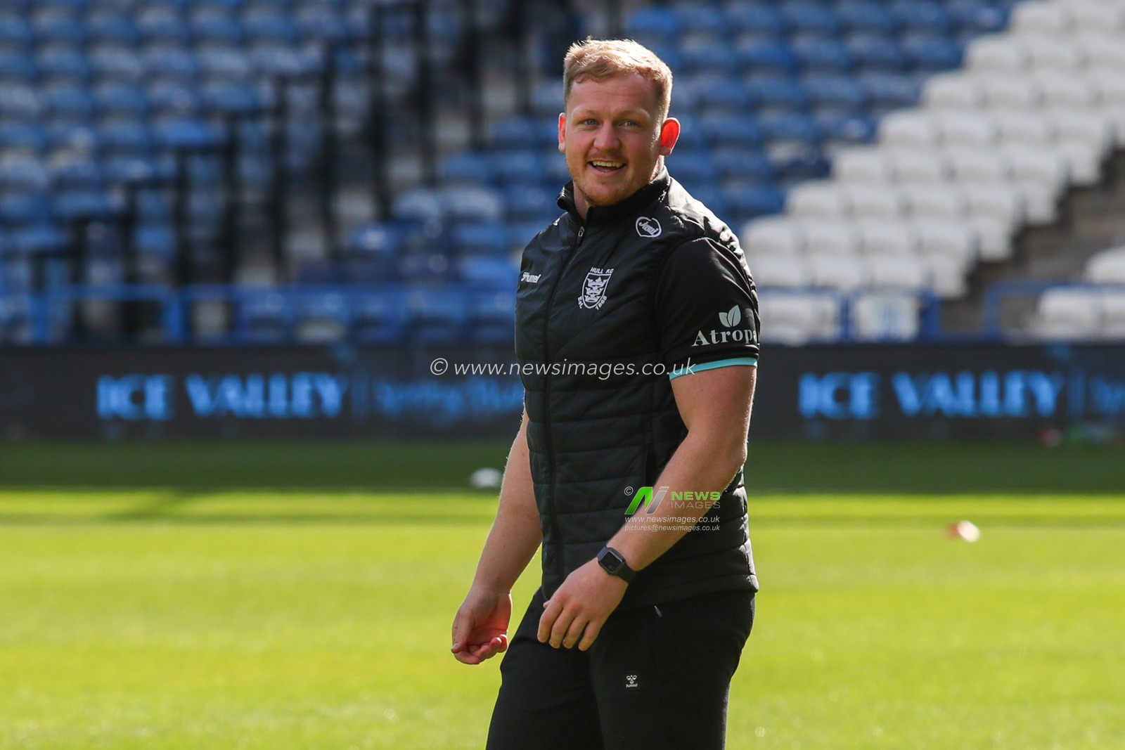 Jordan Johnstone #21 of Hull FC prior to the kick-off