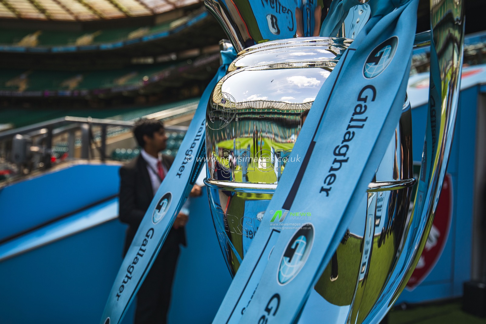 Gallagher Premiership Trophy on display in the build up to the Gallagher Premiership Play-off Final 2025 Bath Rugby v Leicester Tigers at Allianz Stadium, Twickenham, United Kingdom, 14th June 2025

(Photo by Craig Evans/News Images)