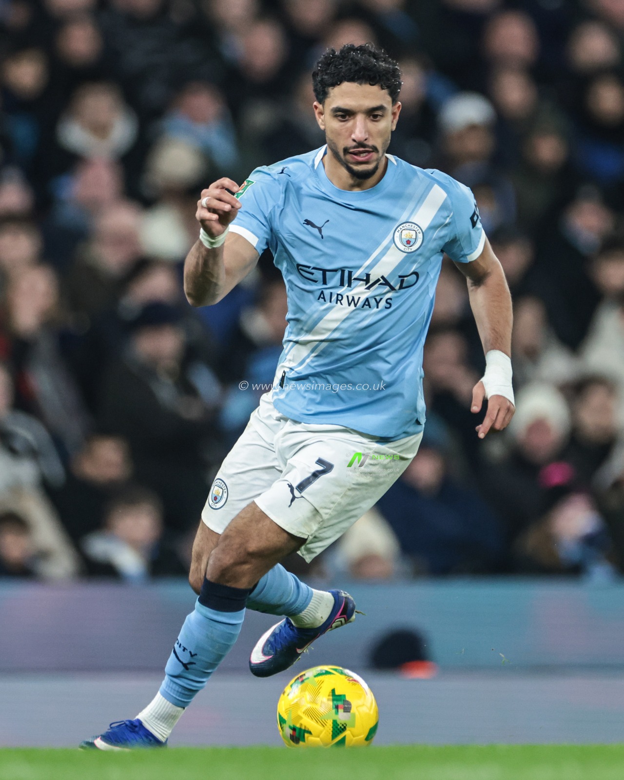 Omar Marmoush of Manchester City breaks with the ball during the Carabao Cup Semi-Final second leg match Manchester City vs Newcastle United at Etihad Stadium, Manchester, United Kingdom, 4th February 2026

(Photo by Mark Cosgrove/News Images)