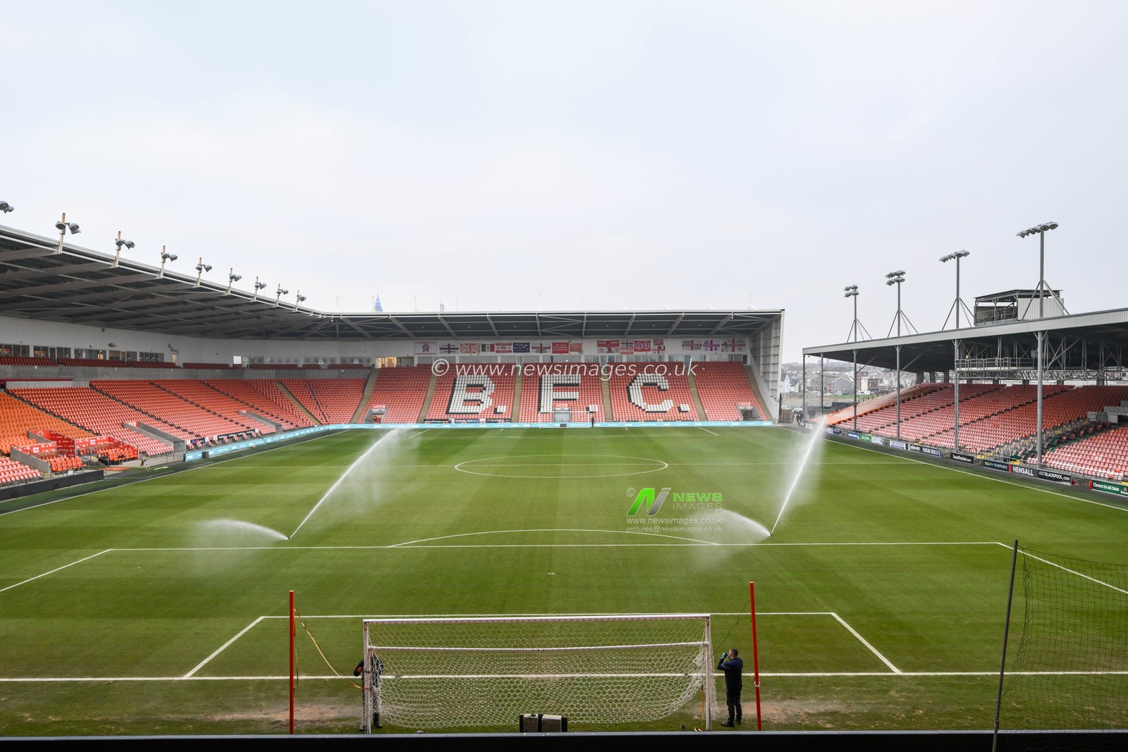 A general view of Bloomfield Road, Home of Blackpool ahead of the Sky Bet League 1 match Blackpool vs Huddersfield Town at Bloomfield Road, Blackpool, United Kingdom, 18th January 2025

(Photo by Craig Thomas/News Images)