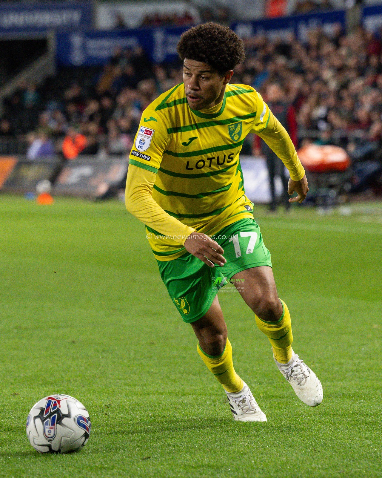 Gabriel Sara #17 of Norwich City makes a break with the ball  during the Sky Bet Championship match Swansea City vs Norwich City at Swansea.com Stadium, Swansea, United Kingdom, 4th October 2023

(Photo by Craig Thomas/News Images)