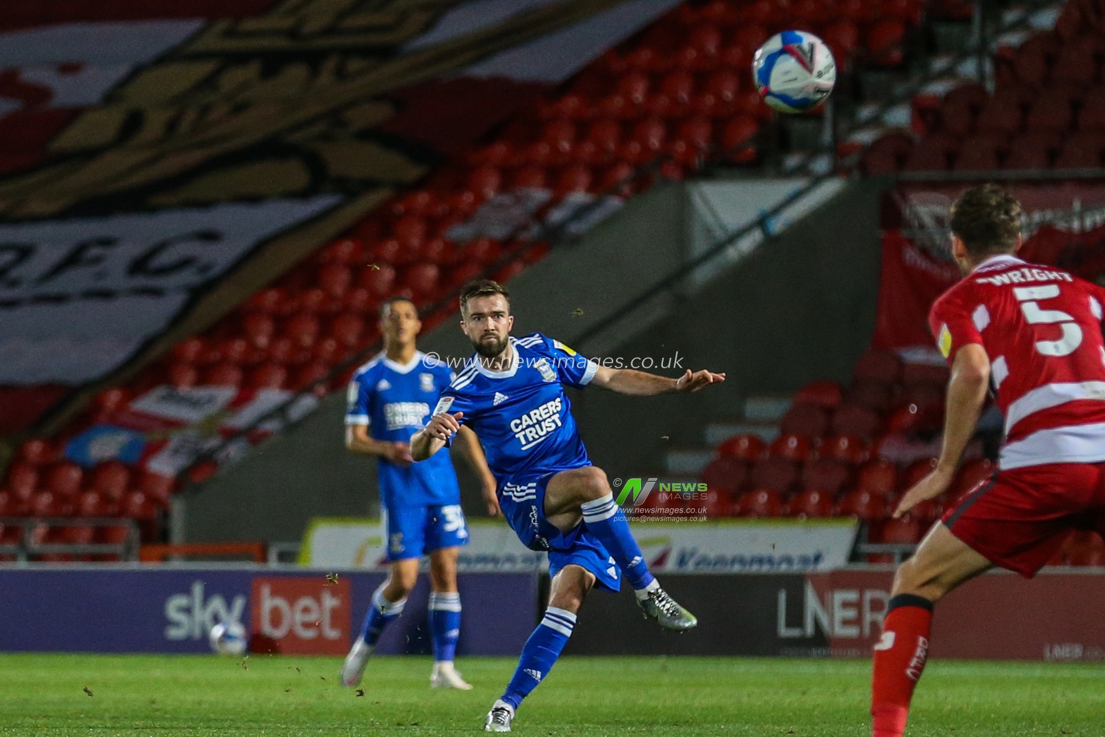 Gwion Edwards (7) of Ipswich Town in action during the game