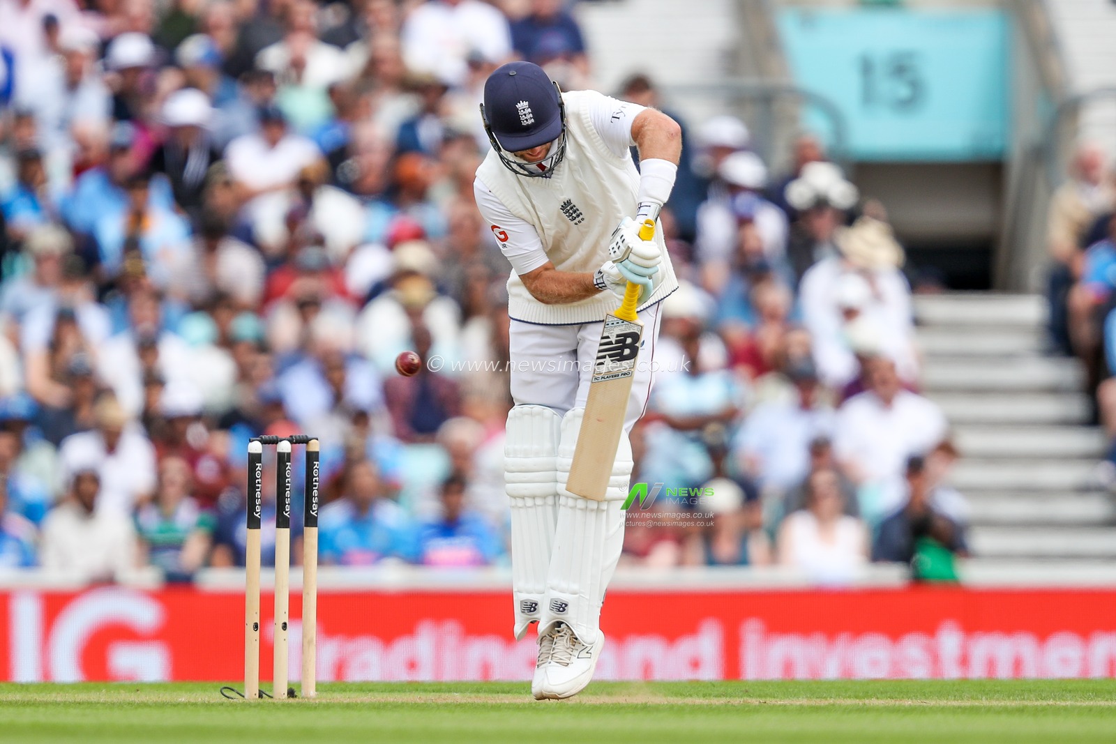 Joe Root of England bats during the 5th Rothesay Test Match day 4 England vs India at The Kia Oval, London, United Kingdom, 3rd August 2025

(Photo by Izzy Poles/News Images)