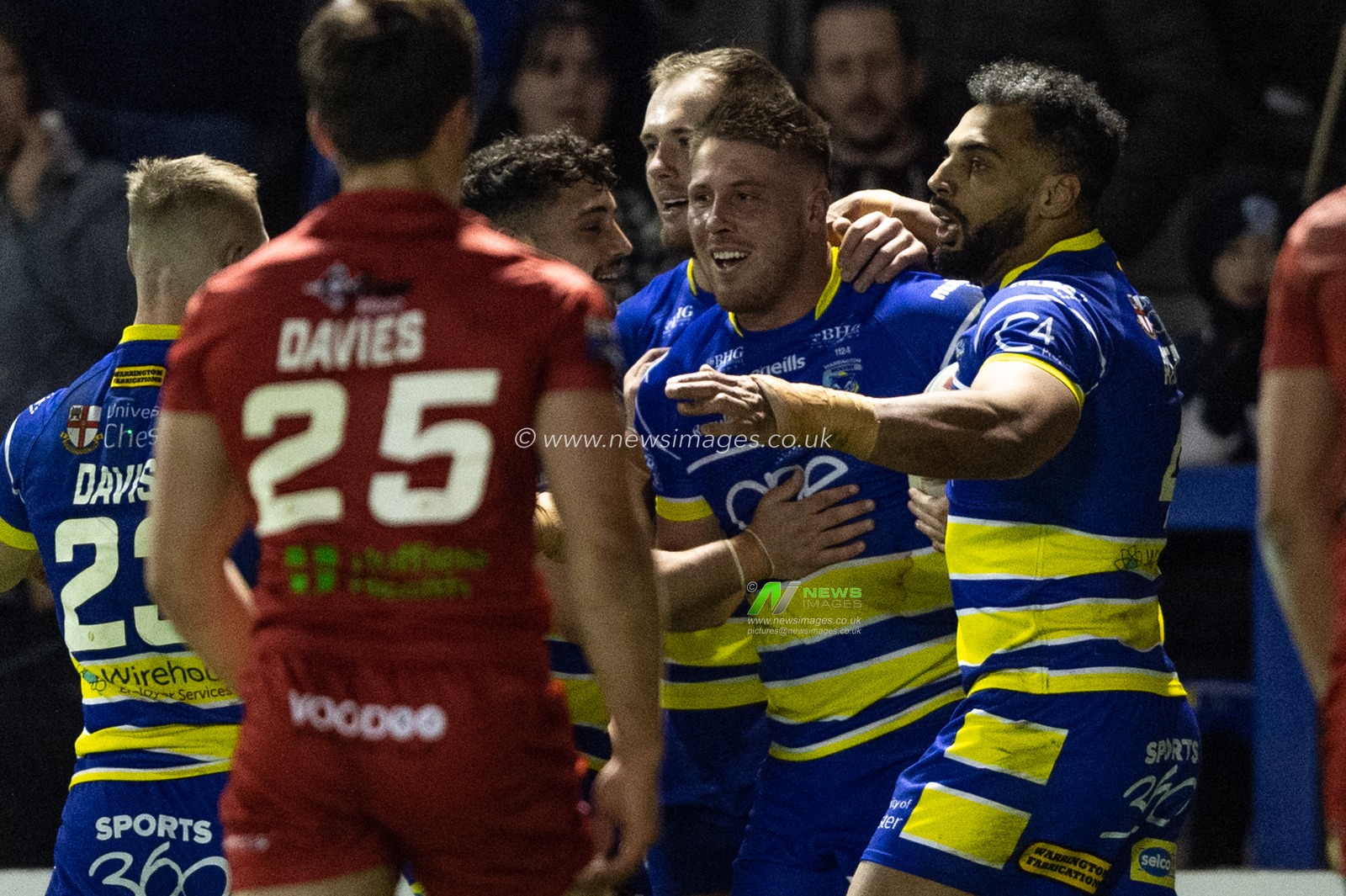 5th April 2019 , Halliwell Jones Stadium, Warrington, England;  Betfred Super League, Round 9, Warrington Wolves vs London Broncos ; Tom Lineham of Warrington Wolves celebrates his try

Credit: Richard Long/News Images