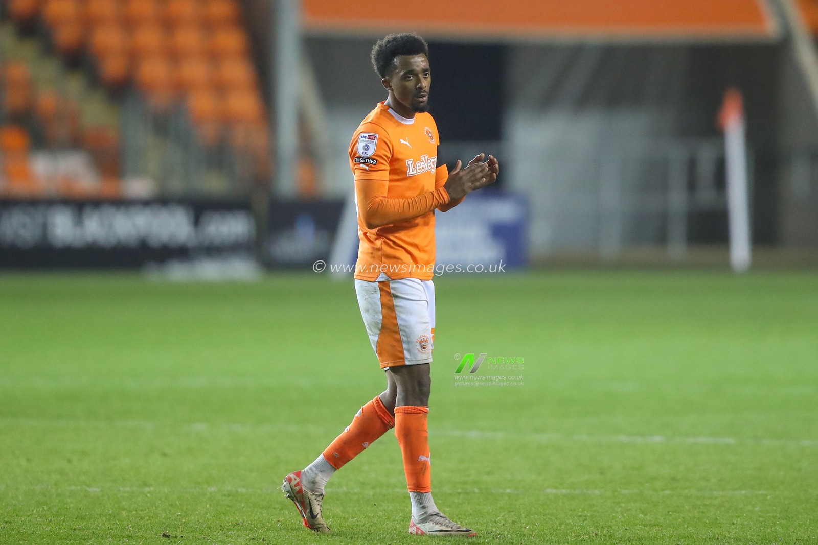 Tashan Oakley-Boothe #30 of Blackpool applauds the home fans after the Bristol Street Motors Trophy match Blackpool vs Morecambe at Bloomfield Road, Blackpool, United Kingdom, 14th November 2023

(Photo by Gareth Evans/News Images)