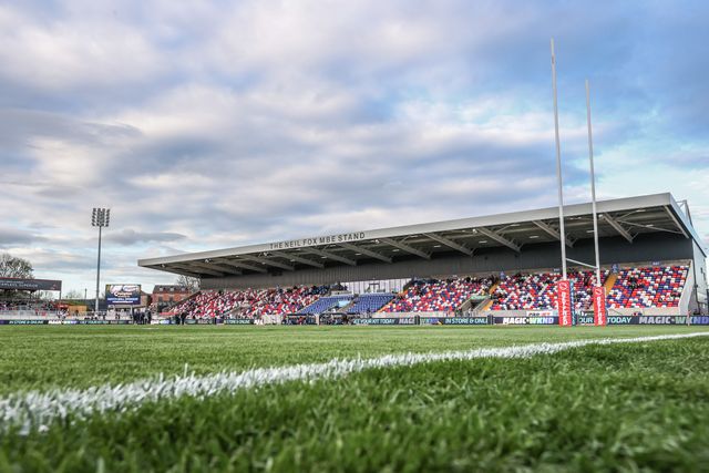 A general view of DIY Kitchens Stadium during the Betfred Super League Round 8 match Wakefield Trinity vs Castleford Tigers at DIY Kitchens Stadium, Wakefield, United Kingdom, 17th April 2025

(Photo by Alfie Cosgrove/News Images)