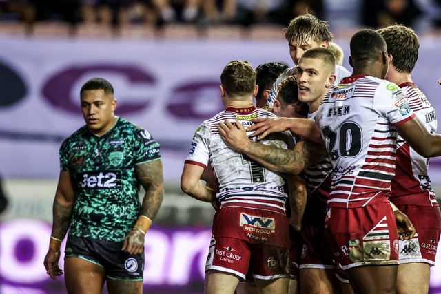 Harry Smith of Wigan Warriors celebrates his try during the Betfred Super League match Wigan Warriors vs Leigh Leopards at The Brick Community Stadium, Wigan, United Kingdom on 26 February 2026

(Photo by Alfie Cosgrove/News Images)