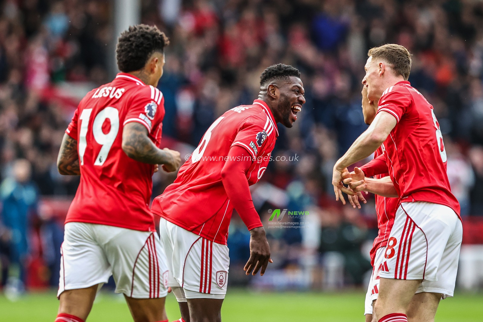 Ibrahim Sangaré of Nottingham Forest celebrates his goal to make it 1-1 during the Premier League match Nottingham Forest vs Leeds United at City Ground, Nottingham, United Kingdom, 9th November 2025

(Photo by Alfie Cosgrove/News Images)

*** GER AUT SUI OUT ***