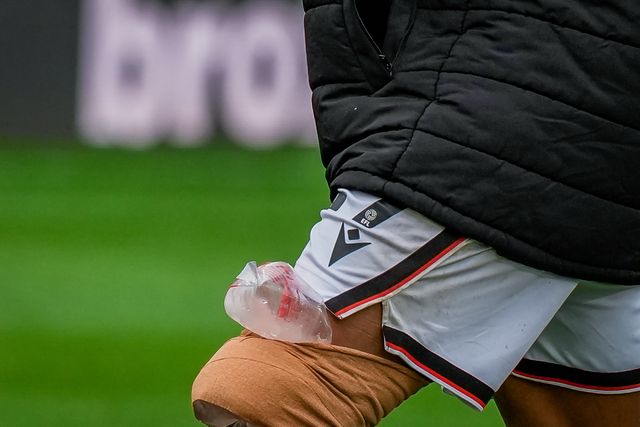 Lamine Cisse of Stoke City with an ice pack on his knee after being substituted with an injury after the final whistle  during the Sky Bet Championship match Stoke City vs Sheffield Wednesday at Bet365 Stadium, Stoke On Trent, United Kingdom on 03 April 2026

(Photo by Maynard Manyowa/News Images)