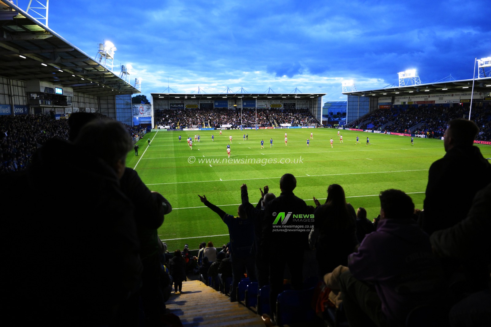 General view inside the stadium during the Betfred Super League play-off Eliminator 2 Warrington Wolves v St Helens at Halliwell Jones Stadium, Warrington, United Kingdom, 28th September 2024

(Photo by Ben Roberts/News Images)