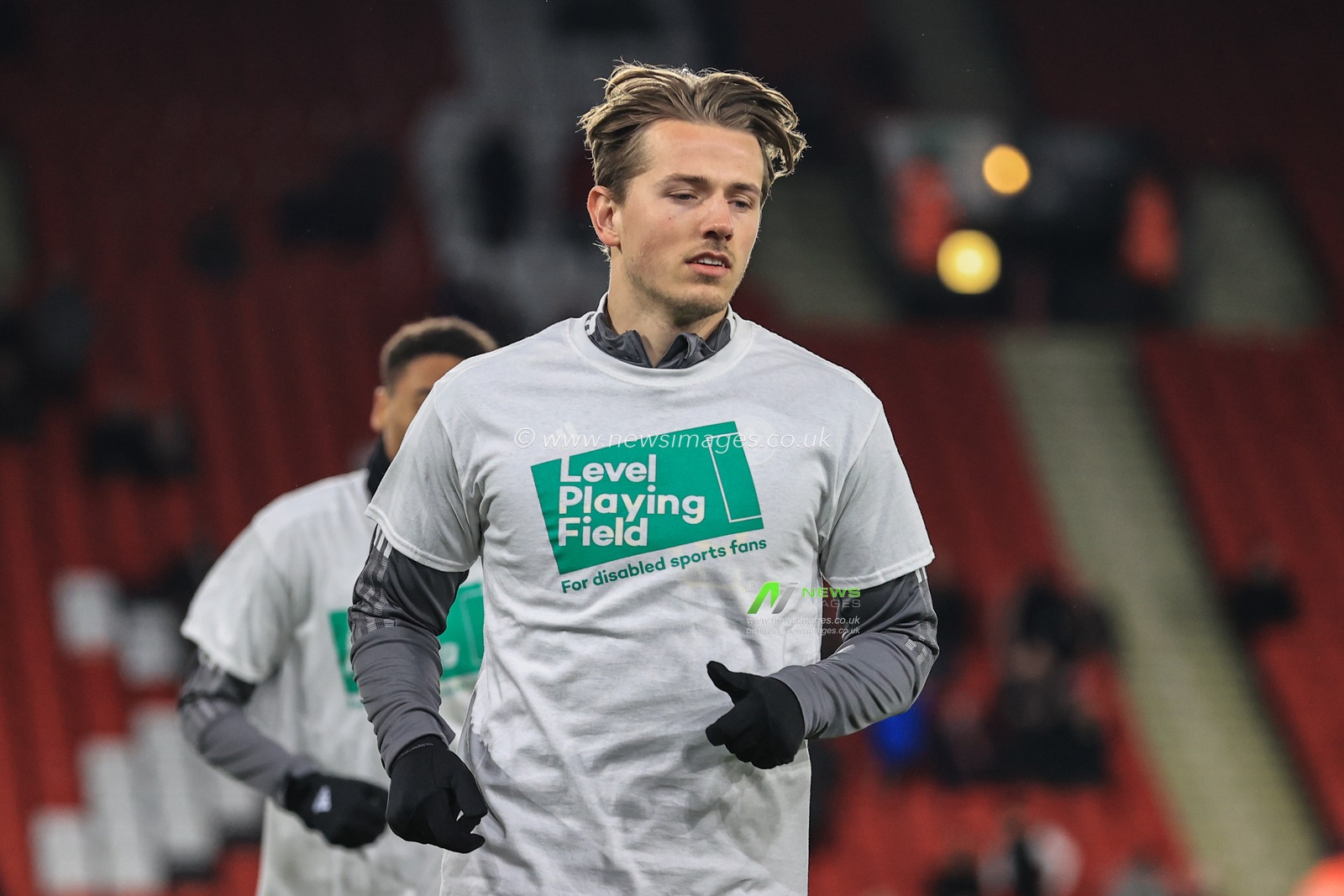 Sander Berge #8 of Sheffield United during the pre-game warmup