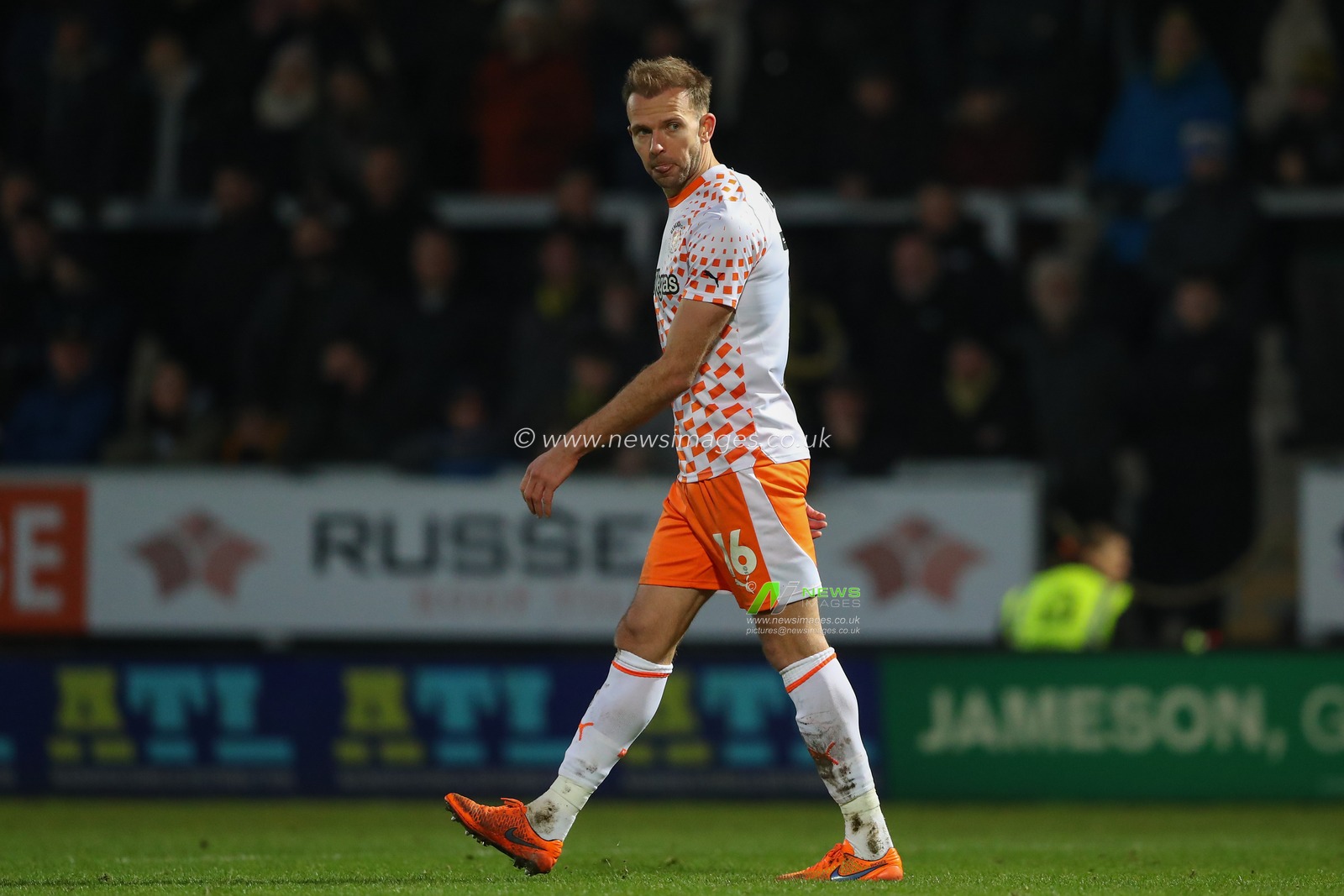 Jordan Rhodes #16 of Blackpool during the Sky Bet League 1 match Burton Albion vs Blackpool at Pirelli Stadium, Burton upon Trent, United Kingdom, 26th December 2023

(Photo by Gareth Evans/News Images)