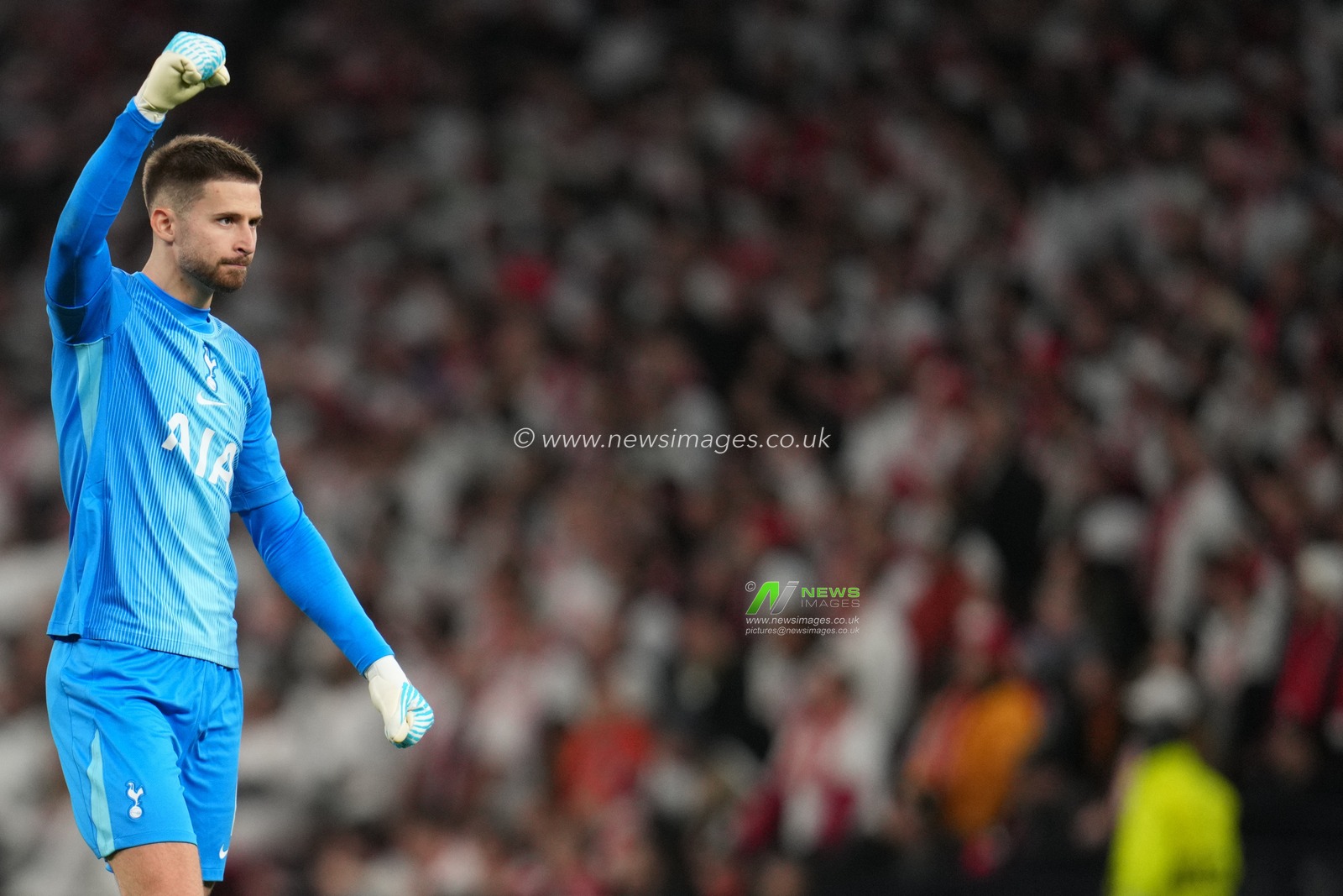 Guglielmo Vicario of Tottenham Hotspur celebrates goal during the UEFA Champions League Matchday 6 of 8 Tottenham Hotspur vs Slavia Prague at Tottenham Hotspur Stadium, London, United Kingdom, 9th December 2025

(Photo by Harvey Murphy/News Images)

*** GER AUT SUI OUT ***