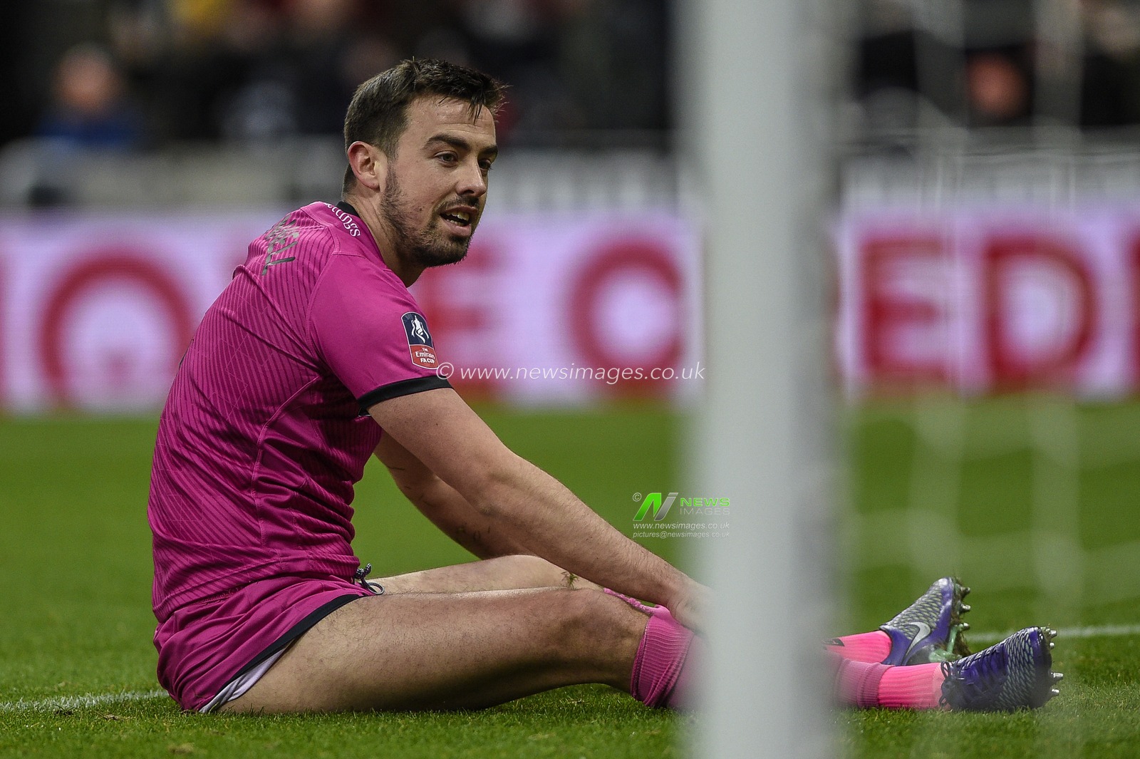 14th January 2020, St. James's Park, Newcastle, England; Emirates FA Cup, Newcastle United v Rochdale : Eoghan O'Connell (6) of Rochdale scores an own goal to give Newcastle United the lead

Credit: Iam Burn/News Images