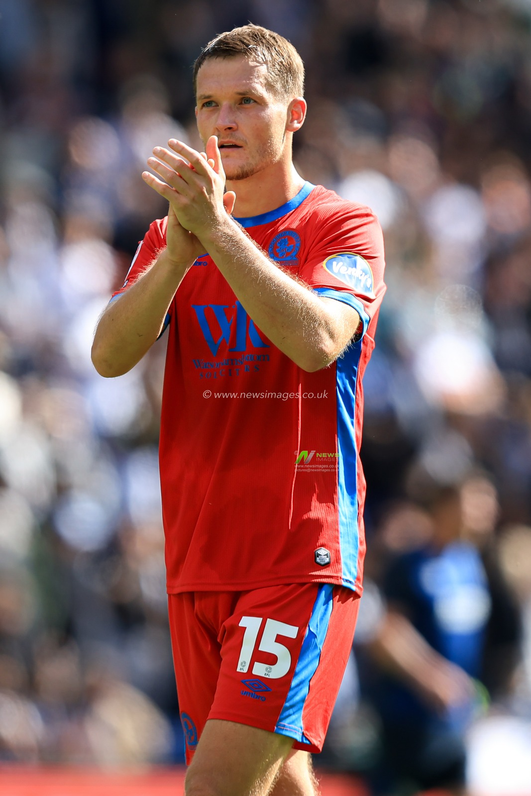 Sean McLoughlin of Blackburn Rovers claps fans at full time the Sky Bet Championship match Preston North End vs Blackburn Rovers at Deepdale, Preston, United Kingdom on 05 September 2026

(Photo by Jorge Horsted/News Images)