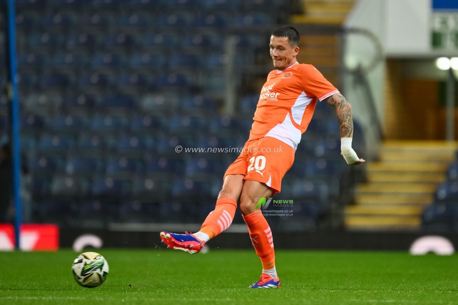 Oliver Casey of Blackpool passes the ball during the Carabao Cup match Blackburn Rovers vs Blackpool at Ewood Park, Blackburn, United Kingdom, 27th August 2024

(Photo by Craig Thomas/News Images)