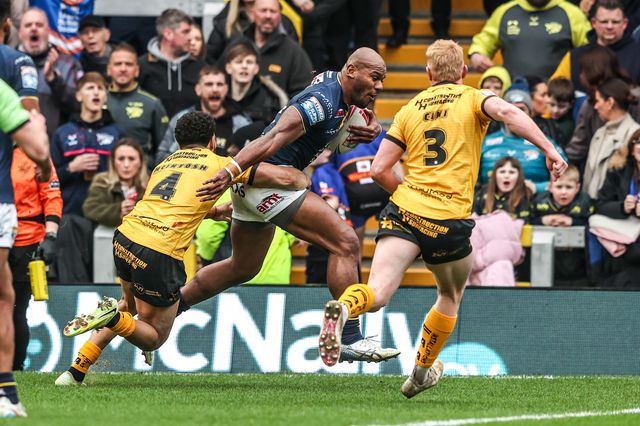 Maika Sivo of Leeds Rhinos goes over for a try during the Betfred Super League round 4 match Leeds Rhinos vs Castleford Tigers at AMT Headingley Stadium, Leeds, United Kingdom on 08 March 2026

(Photo by Alfie Cosgrove/News Images)
