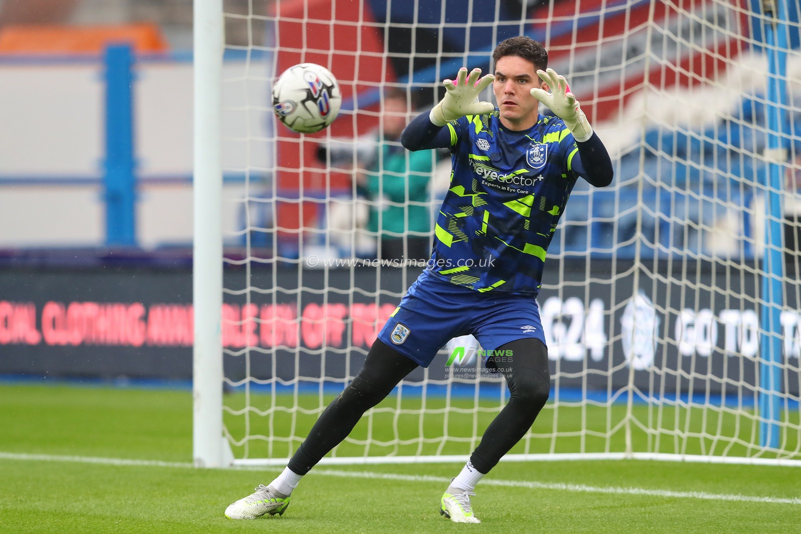 Lee Nicholls #1 of Huddersfield Town during the pre-game warm up ahead of the Sky Bet Championship match Huddersfield Town vs Ipswich Town at John Smith's Stadium, Huddersfield, United Kingdom, 30th September 2023

(Photo by Gareth Evans/News Images)