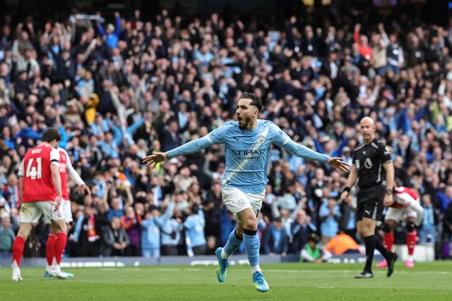 Rayan Cherki of Manchester City celebrates his goal to make it 1-0 during the Premier League match Manchester City vs Arsenal at Etihad Stadium, Manchester, United Kingdom on 19 April 2026

(Photo by Mark Cosgrove/News Images)