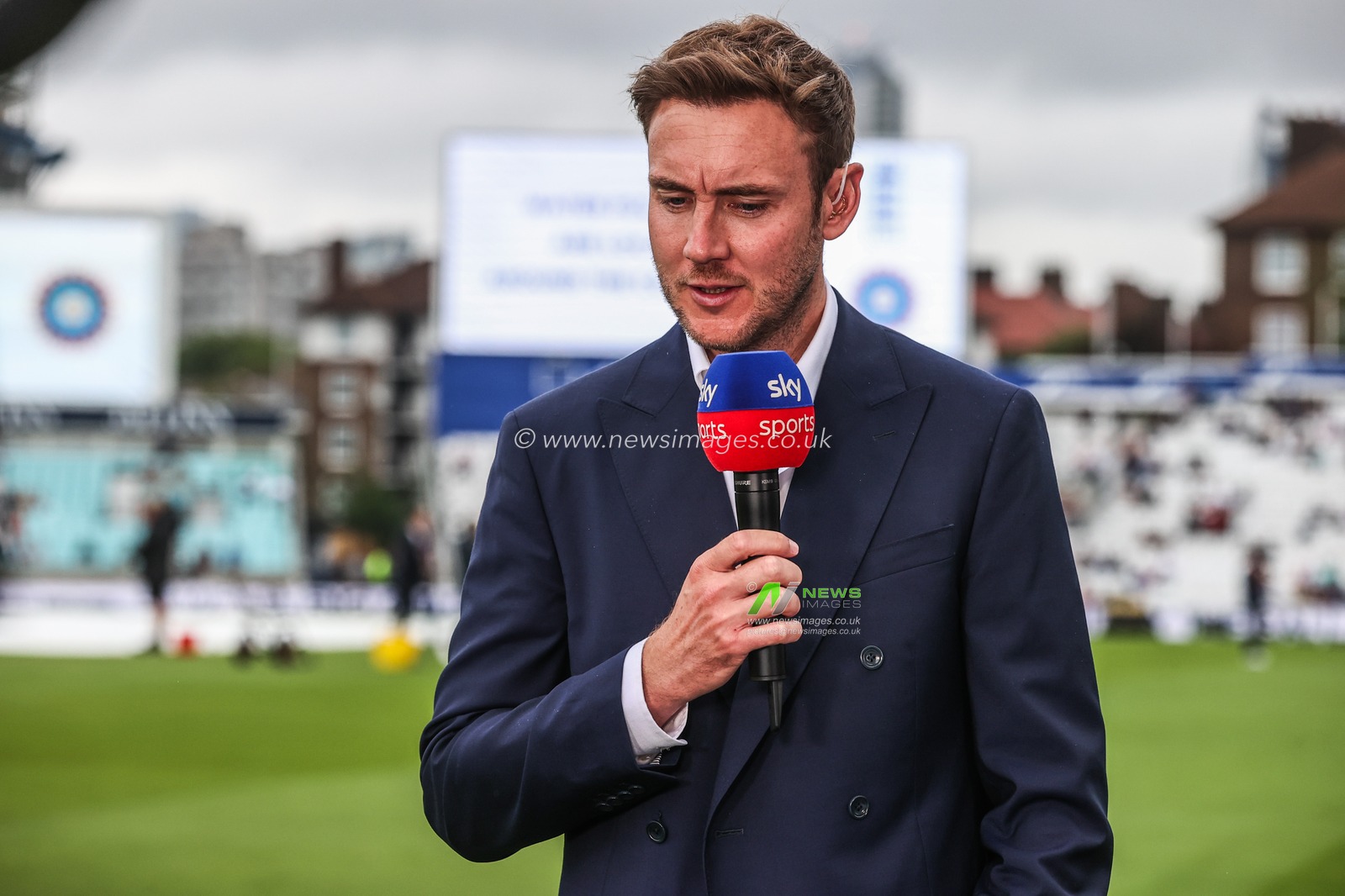 Stuart Broad CBE speaks on Sky Sports ahead of the game during the Rothesay 5th Rothesay Test Day 1 Match England v India at The Kia Oval, London, United Kingdom, 31st July 2025

(Photo by Alfie Cosgrove/News Images)