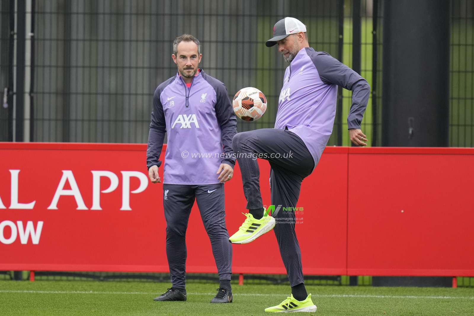 JÃ¼rgen Klopp manager off Liverpool juggles with the ball during the Europa League Training Session at AXA Training Centre, Kirkby, United Kingdom, 4th October 2023

(Photo by Steve Flynn/News Images)