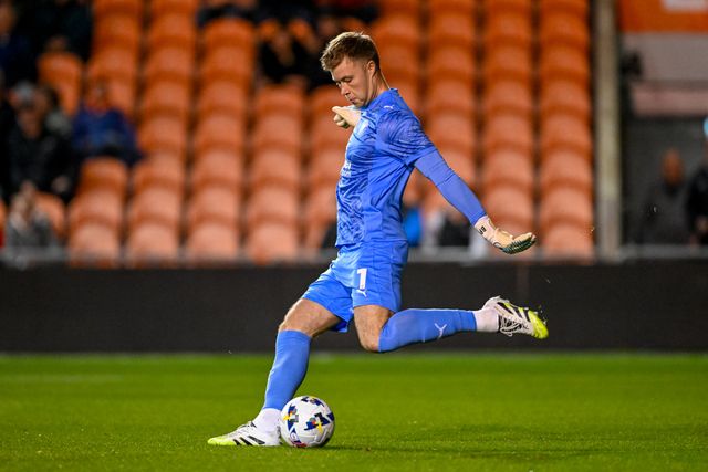 during the Sky Bet League 1 match Blackpool vs Luton Town at Bloomfield Road, Blackpool, United Kingdom, 30th September 2025

(Photo by Adam Gee/News Images)