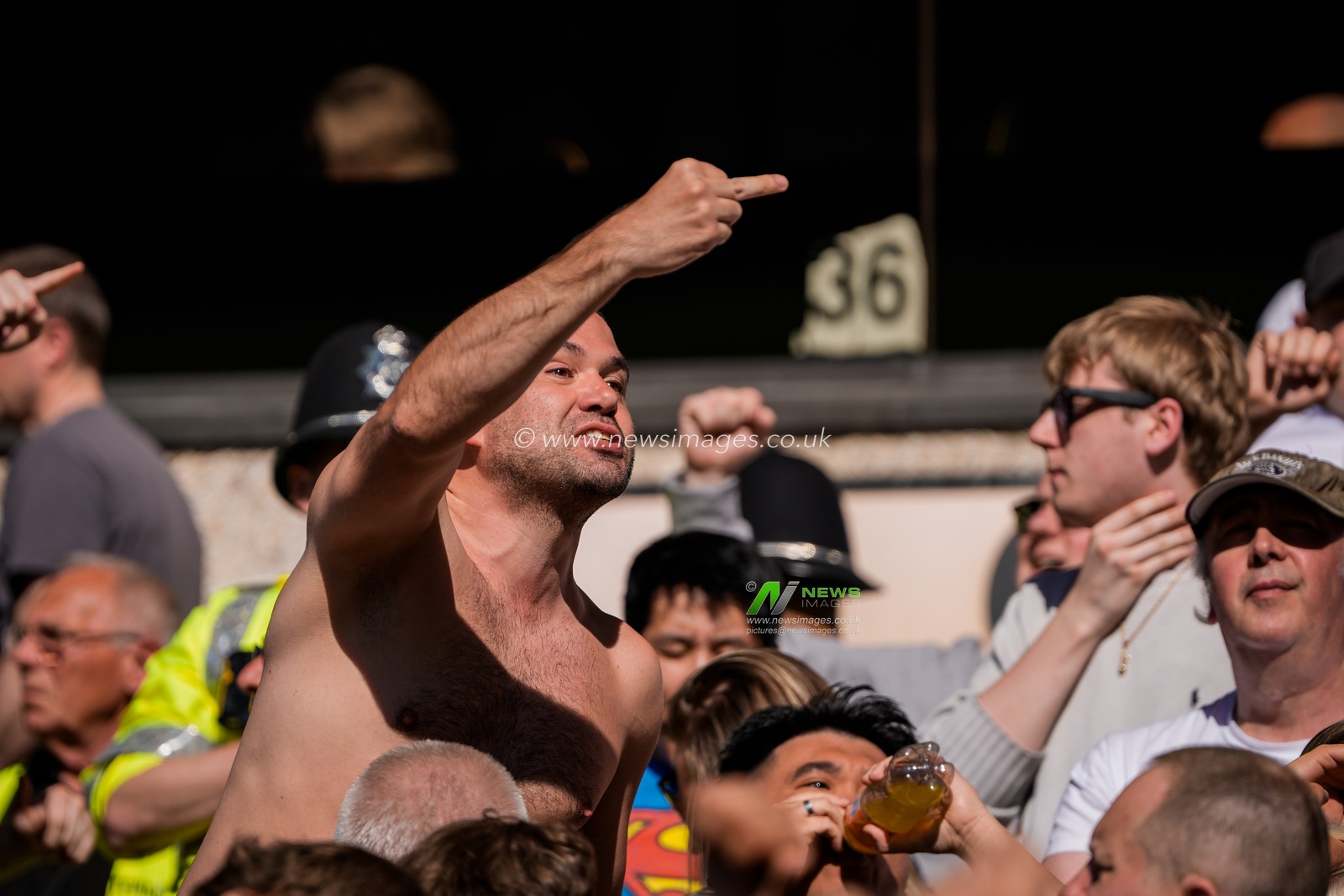 Spurs fans celebrate Joao Palhinha of Tottenham Hotspur scoring his goal to make it 0-1 during the Premier League match Wolverhampton Wanderers vs Tottenham Hotspur at Molineux, Wolverhampton, United Kingdom on 25 April 2026

(Photo by Maynard Manyowa/News Images)