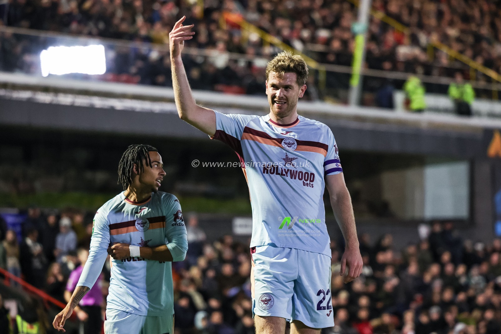 Nathan Collins of Brentford celebrates his goal to make it 0-5 during the Carabao Cup Last 16 Grimsby Town vs Brentford at Blundell Park, Cleethorpes, United Kingdom, 28th October 2025

(Photo by Mark Cosgrove/News Images)

*** GER AUT SUI OUT ***