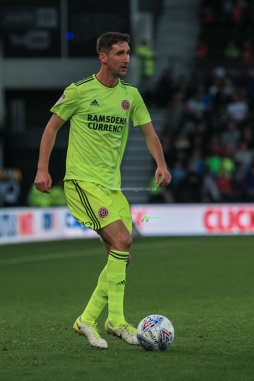 20th October 2018, Pride Park, Derby, England; Sky Bet Championship, Derby County v Sheffield United ; Chris Basham (06) of Sheffield United with the ball 

Credit: Mark Cosgrove/News Images 

English Football League images are subject to DataCo Licence