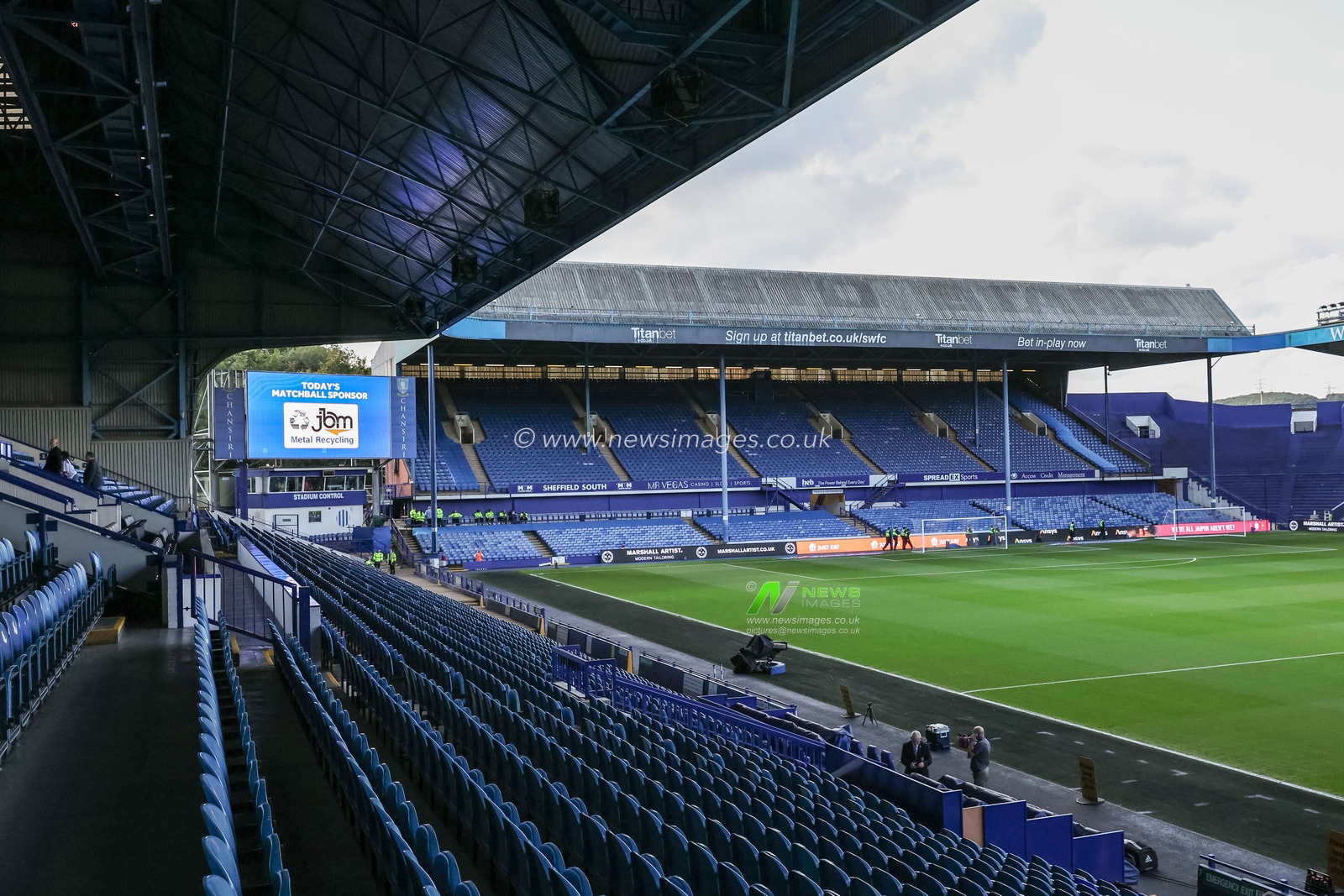 A general view of Hillsborough during the Sky Bet Championship match Sheffield Wednesday vs Leeds United at Hillsborough, Sheffield, United Kingdom, 23rd August 2024

(Photo by Mark Cosgrove/News Images)