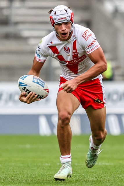 Harry Robertson of St. Helens breaks with the ball during the Betfred Super League round 16 match St Helens vs Salford Red Devils at Totally Wicked Stadium, St Helens, United Kingdom, 29th June 2025

(Photo by Alfie Cosgrove/News Images)