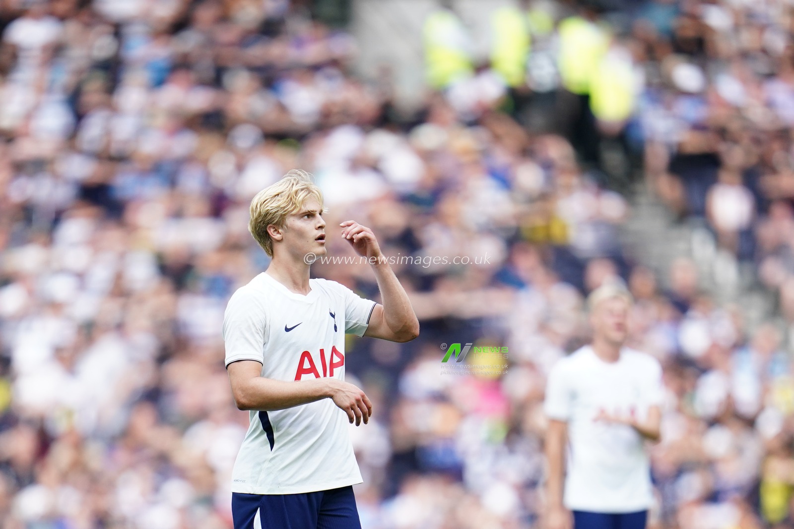 Lucas Bergvall of Tottenham Hotspur during the pre-season friendly match Tottenham Hotspur vs Hoffenheim at Tottenham Hotspur Stadium, London, United Kingdom on 15 August 2026

(Photo by Harvey Murphy/News Images)