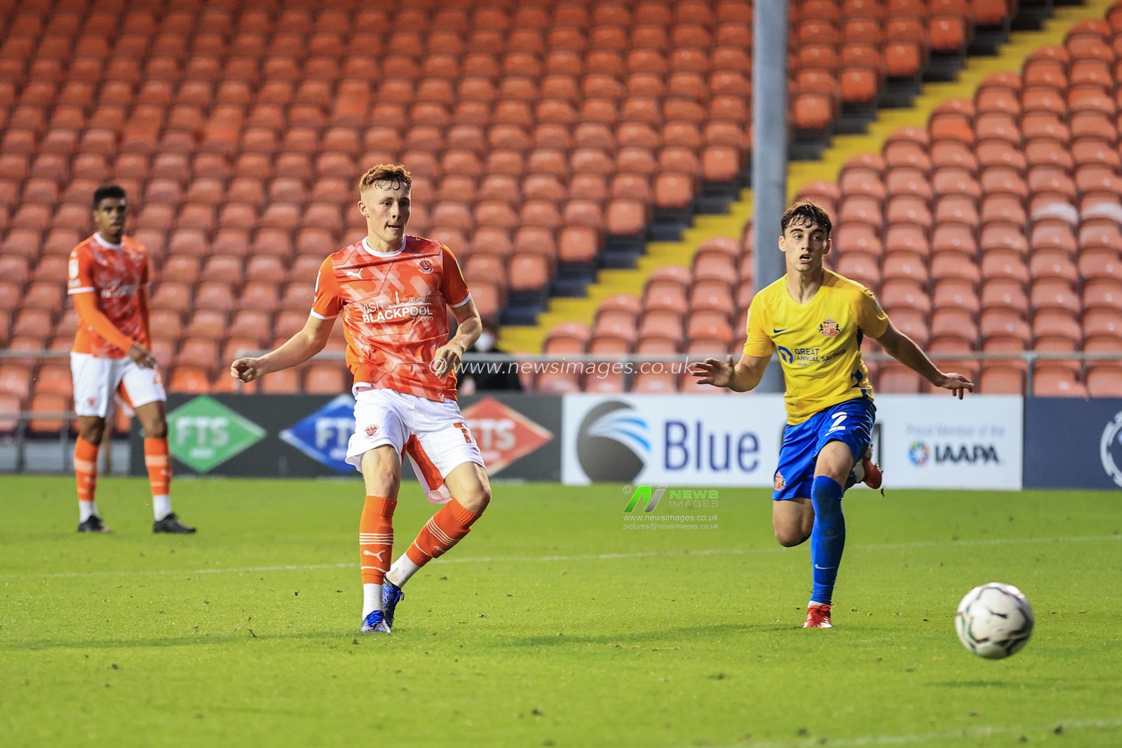 Sonny Carey #16 of Blackpool shoots on goal, saved by Anthony Patterson #20 of Sunderland