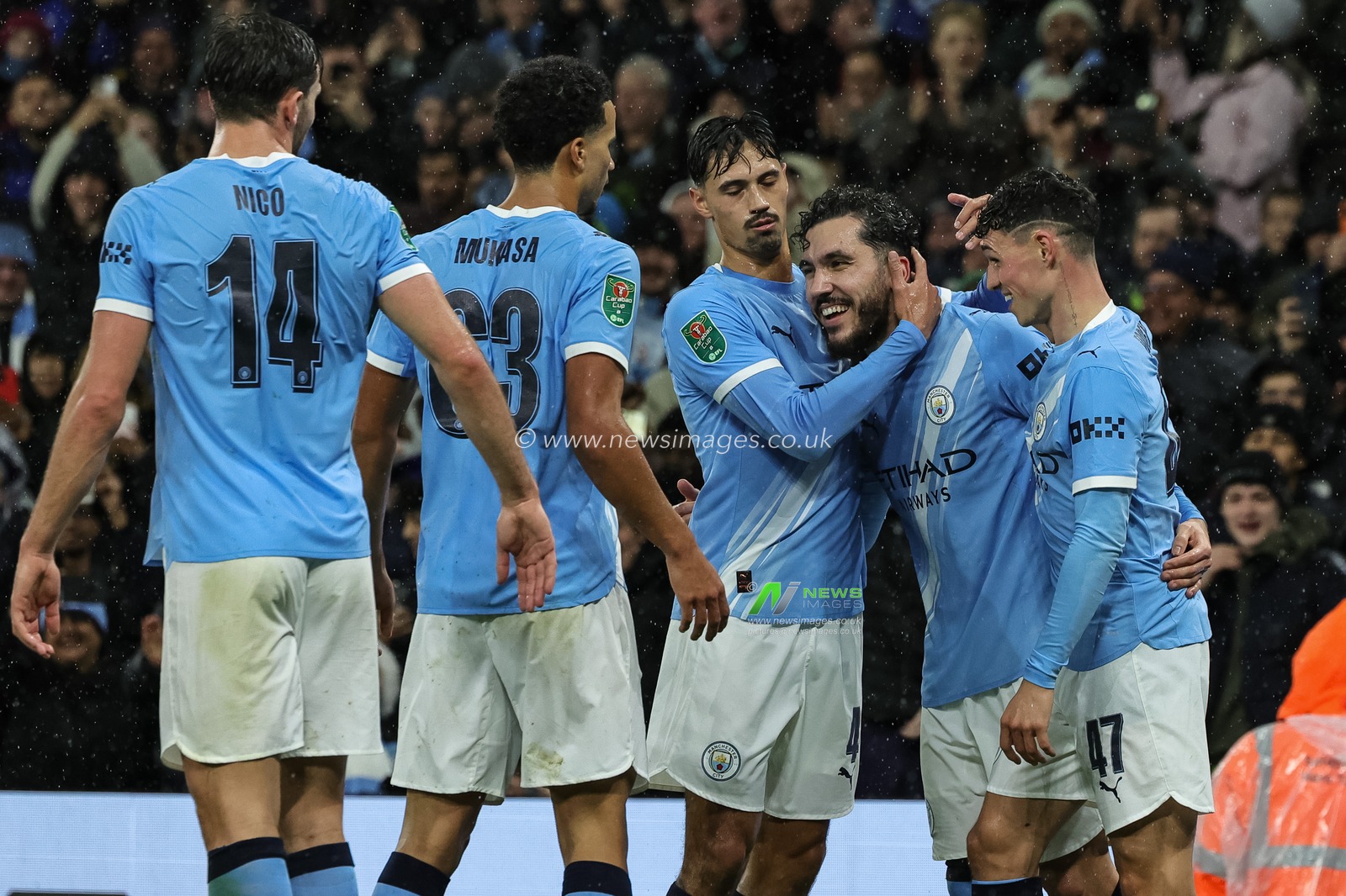Rayan Cherki of Manchester City celebrates his goal to make it 1-0 during the Carabao Cup Quarter Final match Manchester City vs Brentford at Etihad Stadium, Manchester, United Kingdom, 17th December 2025

(Photo by Mark Cosgrove/News Images)

*** GER AUT SUI OUT ***