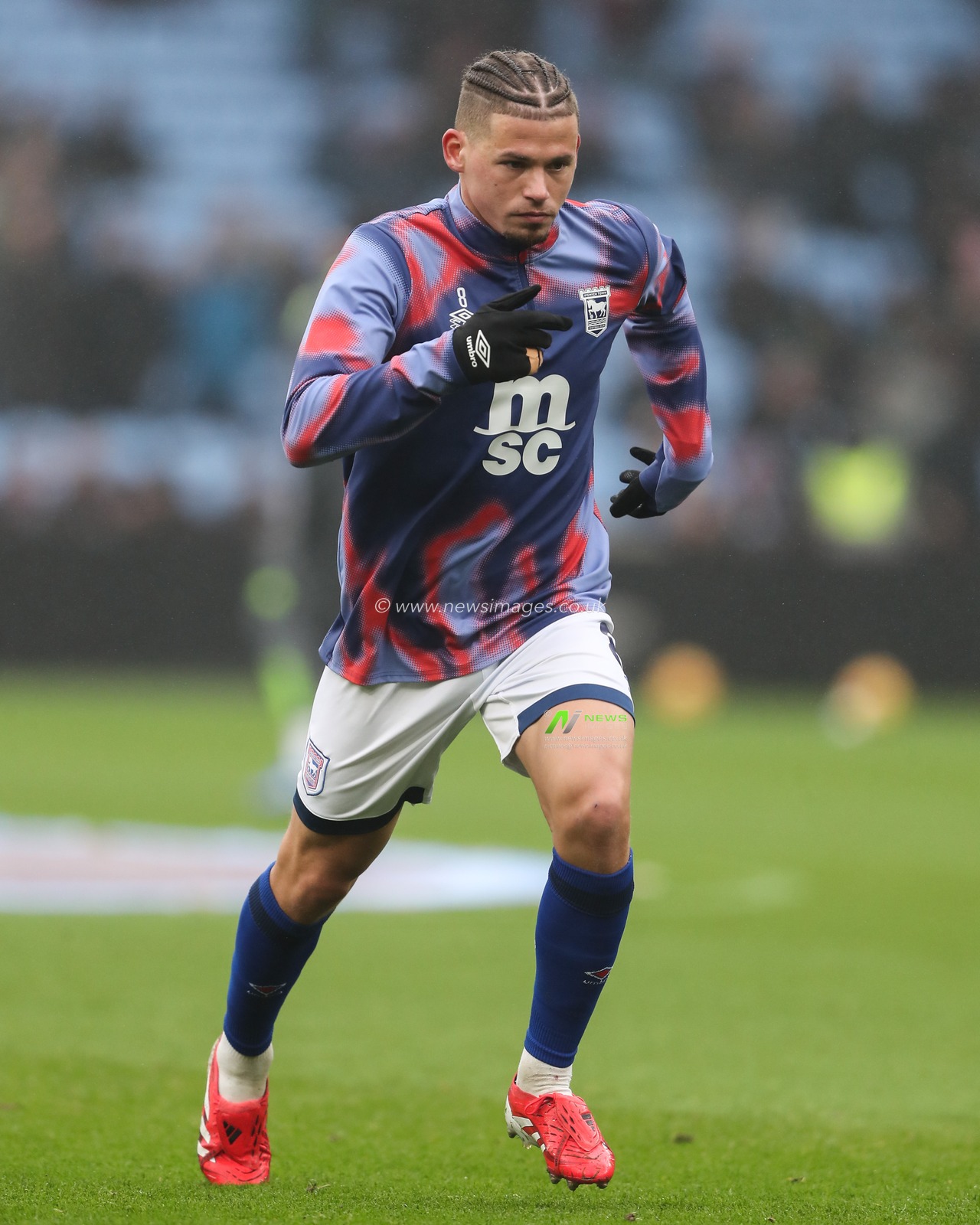 Kalvin Phillips of Ipswich Town during the pre-game warm up ahead of the Premier League match Aston Villa vs Ipswich Town at Villa Park, Birmingham, United Kingdom, 15th February 2025

(Photo by Gareth Evans/News Images)
