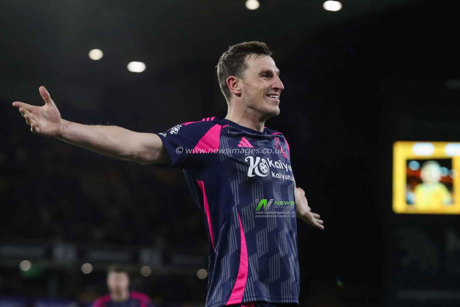Chris Wood of Nottingham Forest celebrates his goal to make it 0-2 during the Premier League match Wolverhampton Wanderers vs Nottingham Forest at Molineux, Wolverhampton, United Kingdom, 6th January 2025

(Photo by Gareth Evans/News Images)