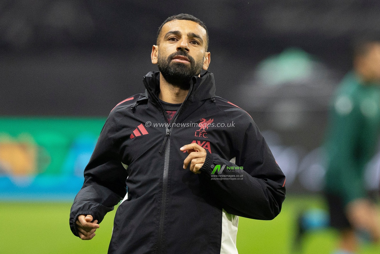 Mohamed Salah of Liverpool warming up with the substitutes before the UEFA Champions League Matchday 3 of 8 Eintracht Frankfurt vs Liverpool at Deutsche Bank Park, Frankfurt, Germany, 22nd October 2025

(Photo by Ian Stephen/News Images)