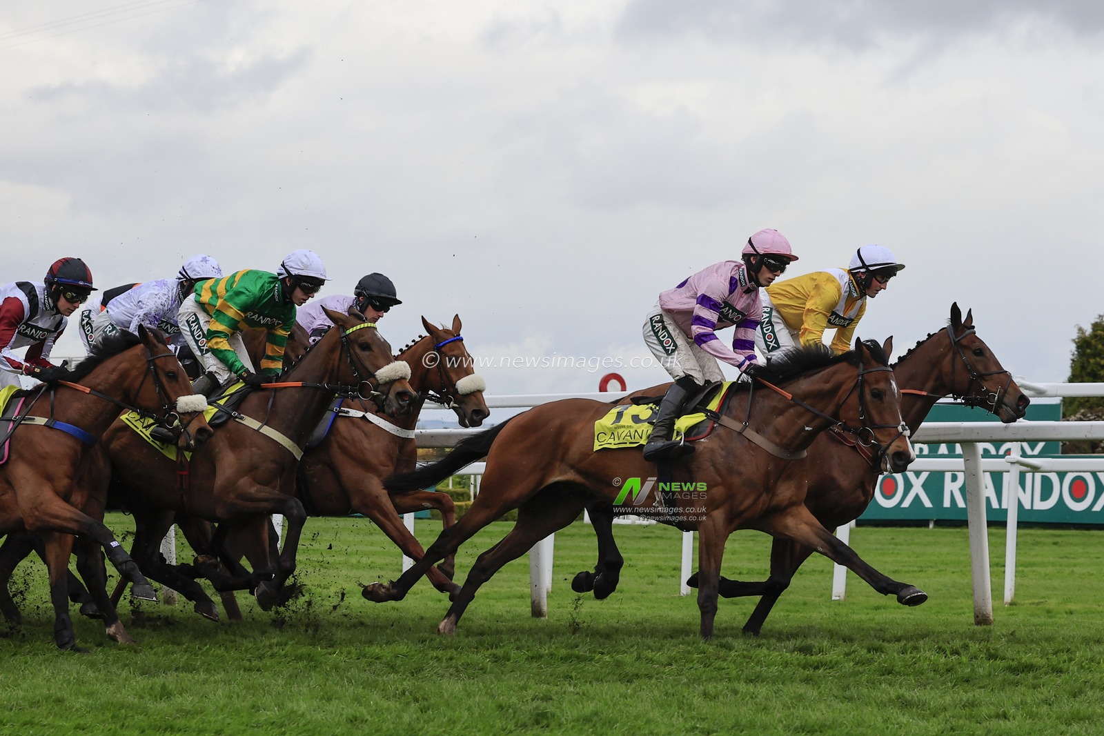 Apple Away ridden by Stephen Mulqueen on his way to winning The Sefton Novices Hurdle at the Randox Grand National festival 2023 Ladies Day at Aintree Racecourse, Liverpool, United Kingdom, 14th April 2023

(Photo by Conor Molloy/News Images)