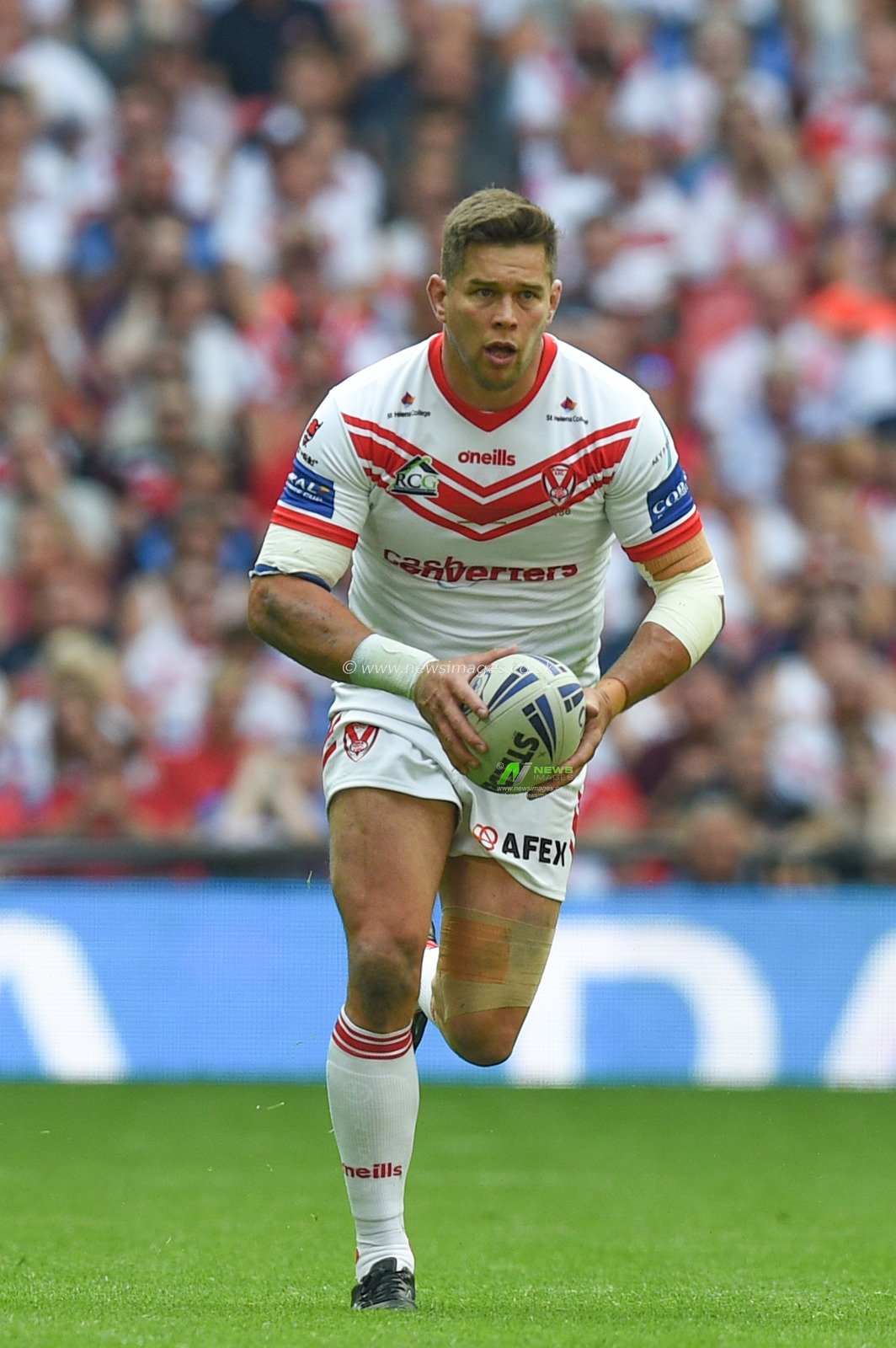 24th August 2019 , Wembley Stadium, London England ; 2019 Coral Challenge Cup Final ; St Helens vs Warrington Wolves ; Louie McCarthy-Scarsbrook of St Helens during the game



Credit: Richard Long/News Images