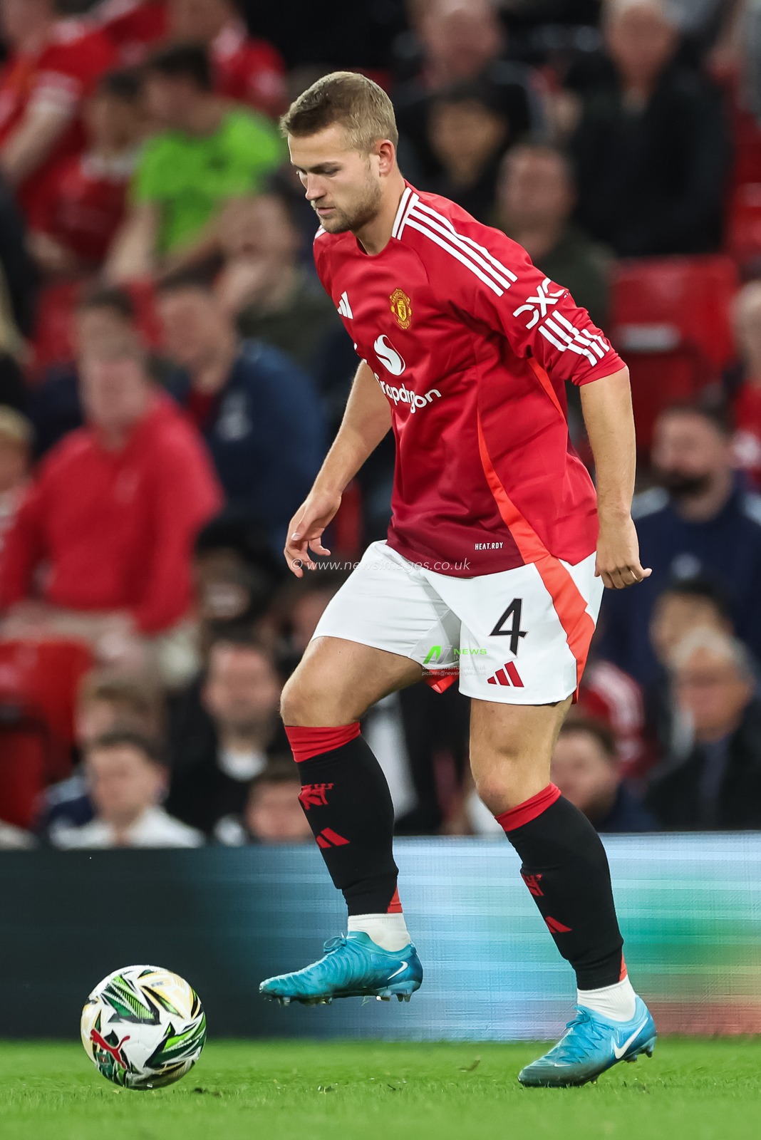 Matthijs de Ligt of Manchester United in action during the Carabao Cup 3rd Round match Manchester United vs Barnsley at Old Trafford, Manchester, United Kingdom, 17th September 2024

(Photo by Mark Cosgrove/News Images)