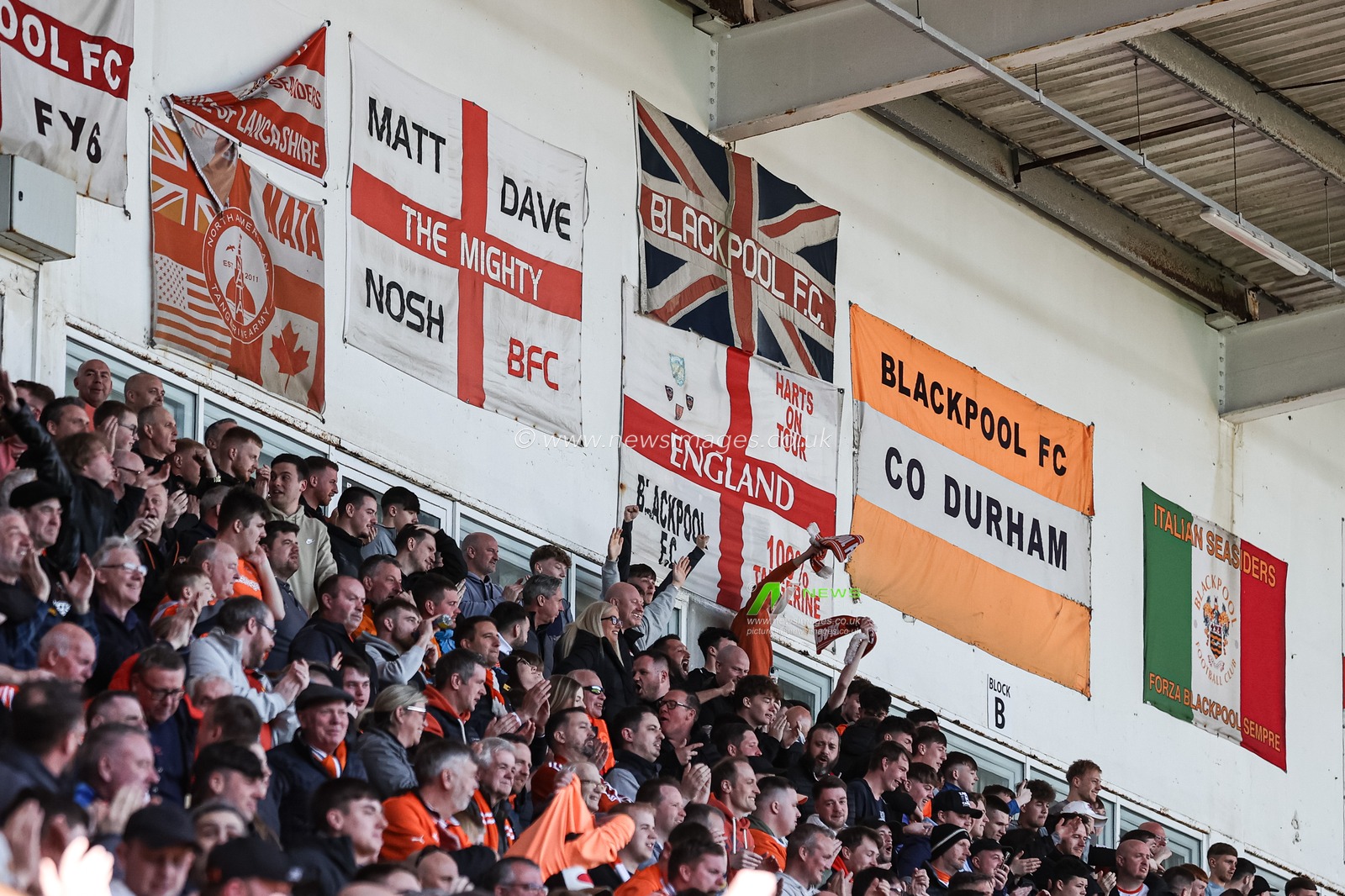 Blackpool fans celebrate the goal of Sonny Carey of Blackpool to make it 1-0 during the Sky Bet League 1 match Blackpool vs Barnsley at Bloomfield Road, Blackpool, United Kingdom, 20th April 2024

(Photo by Mark Cosgrove/News Images)