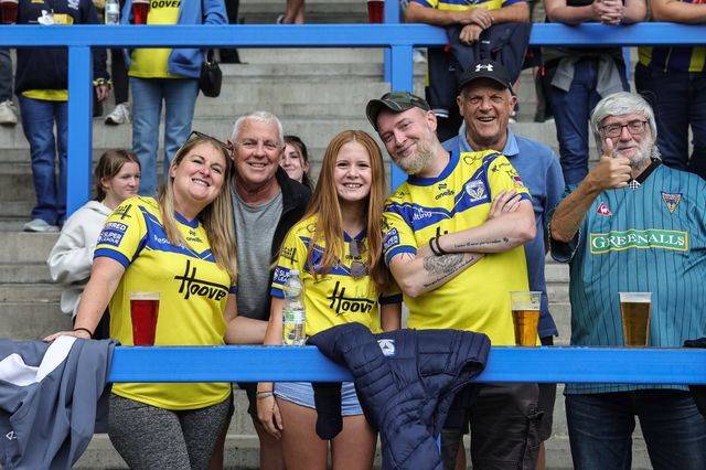 Warrington Wolves fans during the Betfred Super League Round 25 match Warrington Wolves vs Leigh Leopards at Halliwell Jones Stadium, Warrington, United Kingdom, 6th September 2025

(Photo by Mark Cosgrove/News Images)