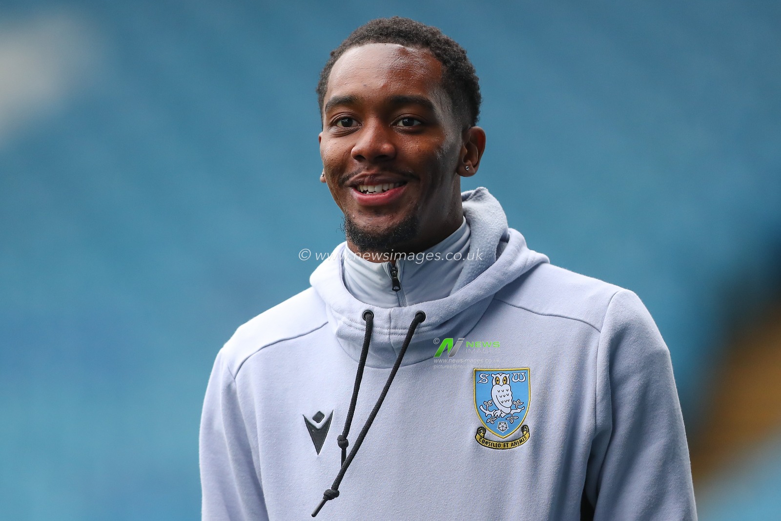 Jaden Brown #3 of Sheffield Wednesday arrives ahead of the Emirates FA Cup  Round 2 match Sheffield Wednesday vs Mansfield Town at Hillsborough, Sheffield, United Kingdom, 26th November 2022

(Photo by Gareth Evans/News Images)