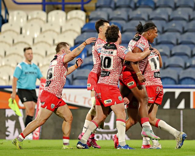 Betfred Super League Huddersfield Giants v Leigh Leopards