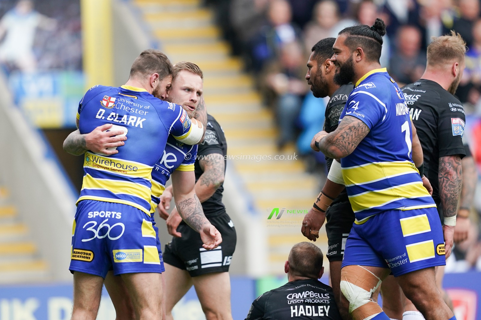 Warrington Wolves's Blake Austin  celebrates scoring a try


18th May 2019 , Halliwell Jones Stadium, Warrington, England;  Betfred Super League, Round 15, Warrington Wolves vs Hull FC ; 

Credit: Terry Donnelly/News Images