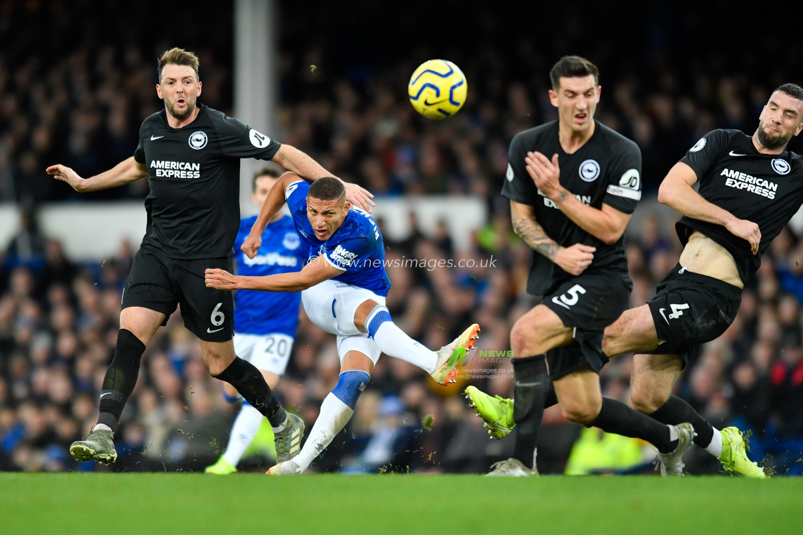 11th January 2020, Goodison Park, Liverpool, England; Premier League, Everton v Brighton and Hove Albion : Richarlison (7) of Everton has a shot on goal that goes over the bar

Credit: Simon Whitehead/News Images