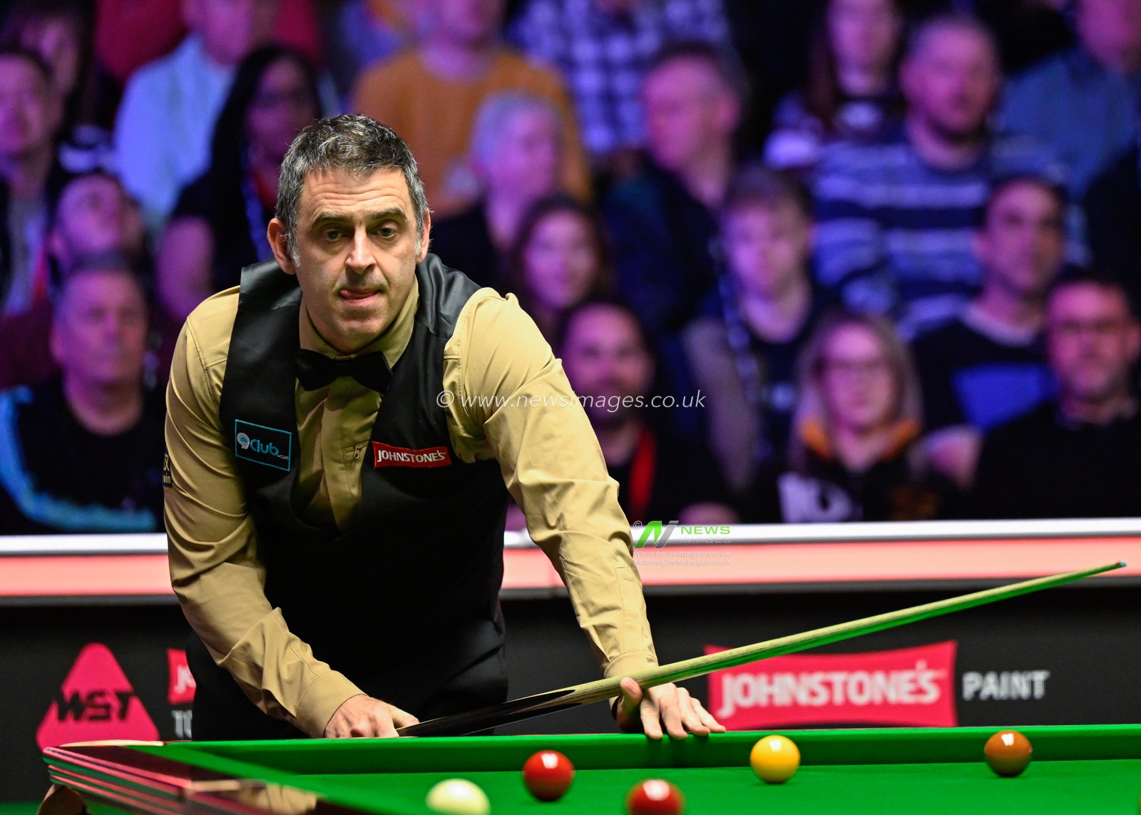 Ronnie O'Sullivan, during the Johnstoneâ€™s Paint Tour Championship at Manchester Central, Manchester, United Kingdom, 3rd April 2024

(Photo by Cody Froggatt/News Images)