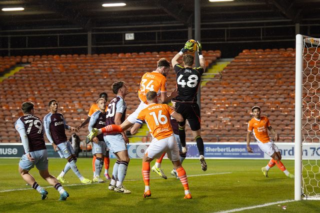 Dom Thompson of Blackpool gives his team instructions  during the Vertu Trophy match Blackpool vs Aston Villa U21 at Bloomfield Road, Blackpool, United Kingdom, 17th December 2024

(Photo by Craig Thomas/News Images)